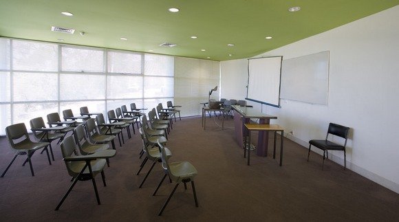 seminarroom.jpg